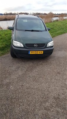 Opel Zafira - 1.6-16V Comfort