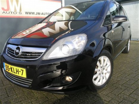 Opel Zafira - 2.2 Executive 7Pers. Xenon/Leder/Navi/Trekhaak - 1