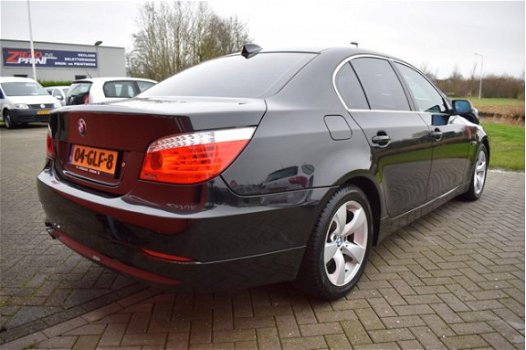 BMW 5-serie - 525d Business Line Xenon | Navi | Clima | Cruise | Radio/Cd | PDC | LMV | Trekhaak - 1