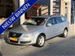 Volkswagen Passat Variant - 2.0 TDI Comfortline - 1 - Thumbnail