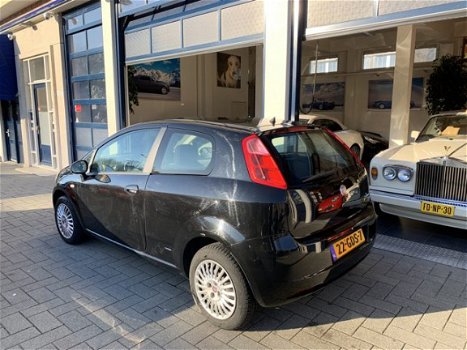 Fiat Grande Punto - 1.4 Dynamic AIRCO/NW APK - 1