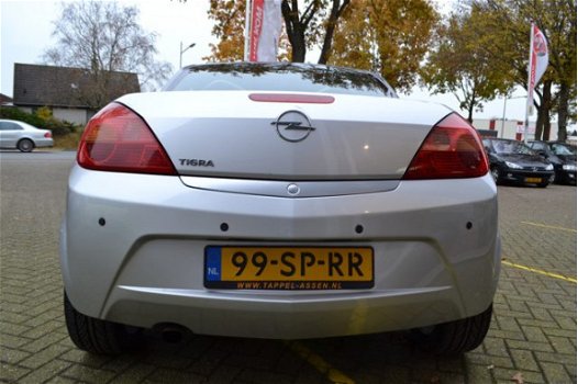 Opel Tigra TwinTop - 1.4-16V Sport AUTOMAAT / LEER / LMV / NIEUWE APK - 1