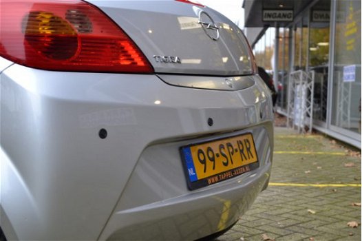 Opel Tigra TwinTop - 1.4-16V Sport AUTOMAAT / LEER / LMV / NIEUWE APK - 1