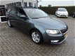 Skoda Octavia Combi - 1.6 TDI Greenline Businessline 50 procent deal 5.475, - ACTIE Navi / Clima / P - 1 - Thumbnail