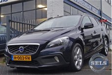 Volvo V40 Cross Country - 1.5 T3 Geartronic Momentum