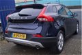 Volvo V40 Cross Country - 1.5 T3 Geartronic Momentum - 1 - Thumbnail
