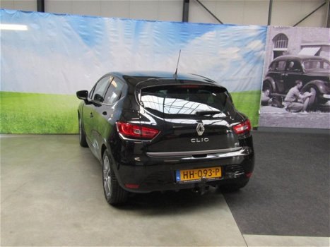 Renault Clio - 1.5 dCi ECO Night&Day DAB Trekhaak afneembaar pdc navigatie - 1