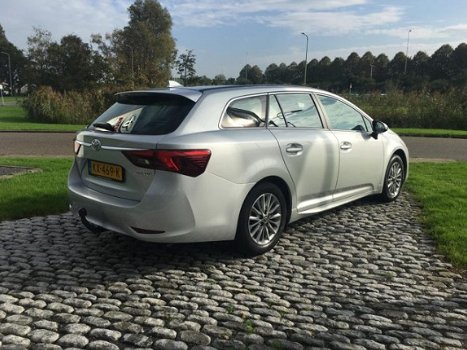 Toyota Avensis Touring Sports - 1.6 D-4D-F Aspiration - 1