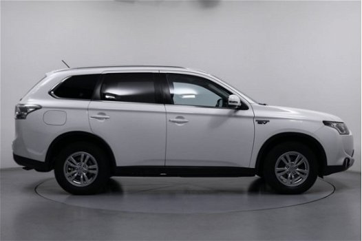 Mitsubishi Outlander - 2.0 PHEV Business Edition X-Line Excl. BTW Navi ECC PDC Camera Onderhoud comp - 1