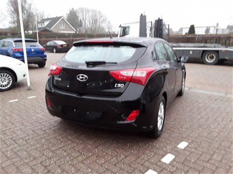 Hyundai i30 - 1.4 FIFA WM-EDITION - 1