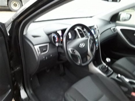 Hyundai i30 - 1.4 FIFA WM-EDITION - 1