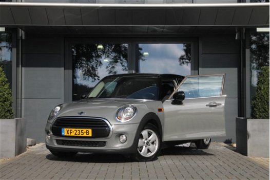 Mini Mini Cooper - 1.5 Aut. Serious Business | Navi | PDC | Keyless | Clima | Cruise - 1