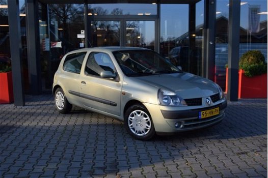 Renault Clio - 1.1 - 1