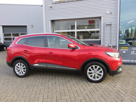 Renault Kadjar - 1.2 TCe Intens - CAMERA - NAVI - KEYLESS - CLIMA - CRUISE - LED - NL AUTO - 1 EIGEN - 1