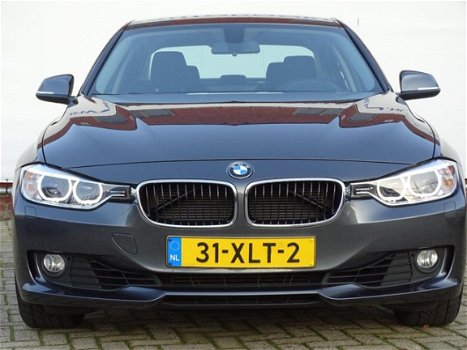 BMW 3-serie - 320i High Executive Rijklaar garantie - 1
