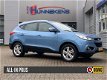 Hyundai ix35 - 2.0 Automaat - Navigatie - KM 46.000 - P Camera - Parkeer sensoren - 1 - Thumbnail