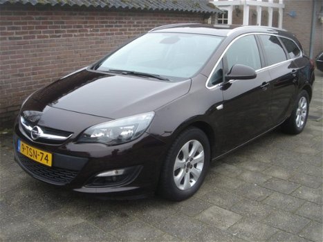 Opel Astra Sports Tourer - 1.4 Turbo Business + - 1