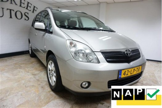 Toyota Corolla Verso - 1.6 VVT-i Linea Luna ZONDAG ' s open van 12-tot 17 uur - 1