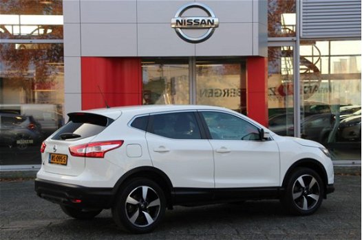 Nissan Qashqai - 1.2 N-Connecta *NAVIGATIE / PARKEERCAMERA - 1