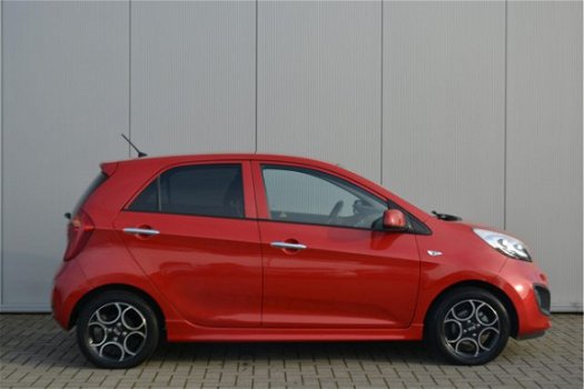 Kia Picanto - 1.2 CVVT World Cup Ed. 5drs Airco, El.ramen, Cd, 14