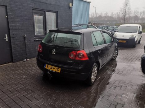 Volkswagen Golf - 1.6 16V FSI 2004 START NIET - 1