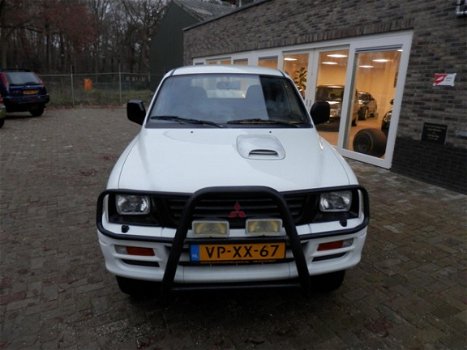 Mitsubishi L 200 - 2.5 Club Cab zeer mooie 4x4 - 1