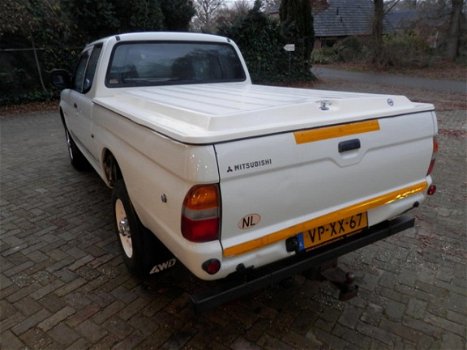 Mitsubishi L 200 - 2.5 Club Cab zeer mooie 4x4 - 1