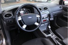 Ford Focus Coupé-Cabriolet - 2.0 Titanium Trekhaak/Leder/Cruise/Clima/Nieuwstaat