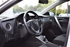 Toyota Auris - 1.8 Hybrid Lease+ Camera, Navigatie, Cruise Control, Isofix