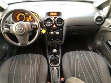 Opel Corsa - 1.2-16V '111' Edition Panorama. 83455KM NAP. 1STE eigenaar. NIEUWSTAAT