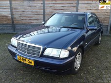 Mercedes-Benz C-klasse - 180 UNIEK 82000 KM N.A.P. YOUNG TIMER