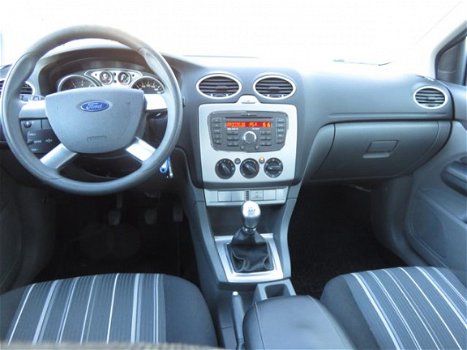 Ford Focus Wagon - 1.6 Titanium | Airco - 1