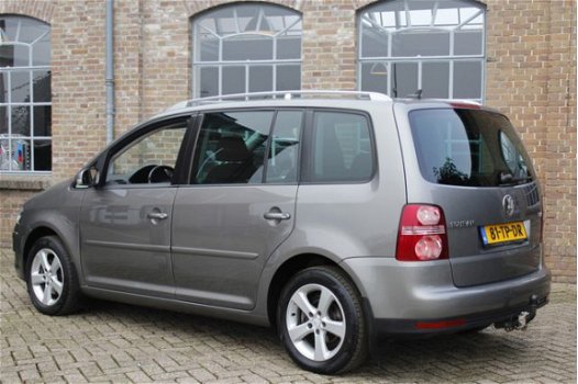 Volkswagen Touran - 1.4 TSI Comfortline Business 162.018 km, Clima, Cruise, Navi, Trekhaak, Org. NL - 1