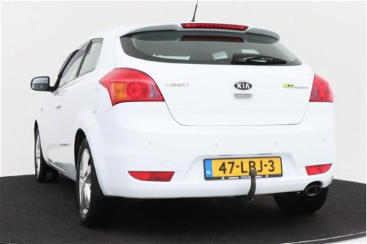 Kia Pro cee'd - 1.6 CVVT X-ecutive | Navigatie | Parkeersensoren | Trekhaak - 1