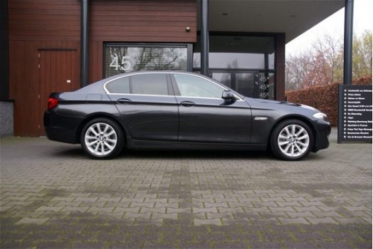 BMW 5-serie - 523 I High Executive 3.0 V6 204 PK Org. NL - 1