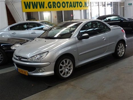 Peugeot 206 CC - 2.0-16V Airco Climate control Leer Nap 189946 km - 1