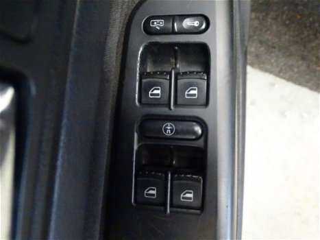 Volkswagen Bora - 1.6 Trendline Automaat Airco Nap - 1