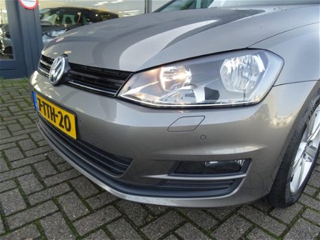 Volkswagen Golf - 1.2 TSI 105pk Highline DSG AUTOMAAT: ECC - NAVI - TELEFOON - TREKHAAK - PDC - LMV - 1