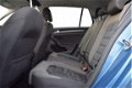 Volkswagen Golf - 1.6 TDi DSG Highline Sportstoelen, Full Map Navi, Alcantara, 17 Inch LMV - 1 - Thumbnail