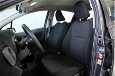 Toyota Yaris - 1.3 VVT-i Now | Airco | 1ste eigenaar | Elektrische ramen |