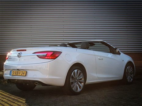 Opel Cascada - 1.6 Turbo Cosmo 200 PK / Leder / Navigatie / Nederlandse auto - 1