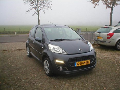 Peugeot 107 - 1.0 Active - 1