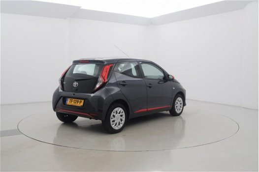 Toyota Aygo - 1.0 VVT-i x-play Red 5drs - 1