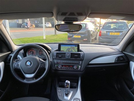 BMW 1-serie - 118i Sport Automaat, Xenon, Prof Nav, Nieuwe ketting, Sunroof, stoelverw, PDC V+A, LM - 1