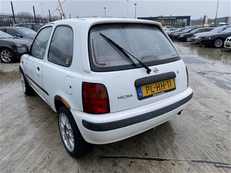 Nissan Micra - 1.3 L - 1