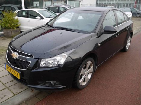 Chevrolet Cruze - 1.8 LT Navigatie - Airco - 1