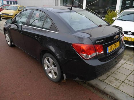 Chevrolet Cruze - 1.8 LT Navigatie - Airco - 1