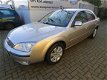 Ford Mondeo - 2.0 16V FUTURA 5DRS - 1 - Thumbnail