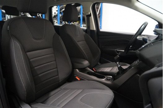 Ford Kuga - 1.5 EcoBoost Trend Navigatie WinterPack Parkeersensor - 1