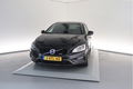 Volvo V60 - D6 AWD Plug-In Hybrid R-Design Halftarief wegenbelasting Hybrid Techonogy / Winter Line - 1 - Thumbnail